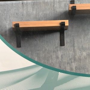 Heavy duty shelf brackets